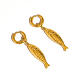 Nibe 18K Gold Non-Tarnish Fish Hoop Earring: Yellow Gold