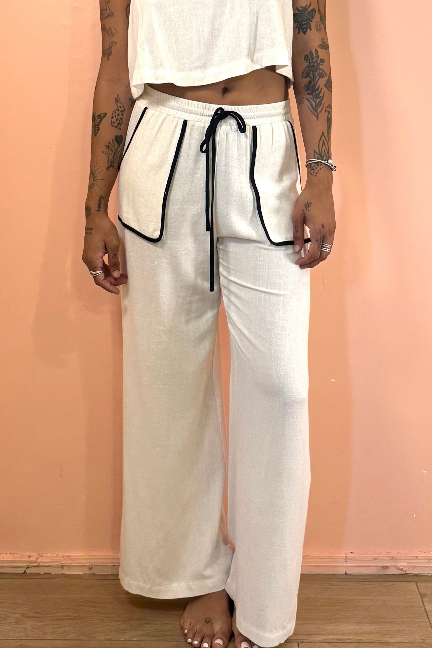 Linen Pants w/ Contrast Seams - Natural / Black
