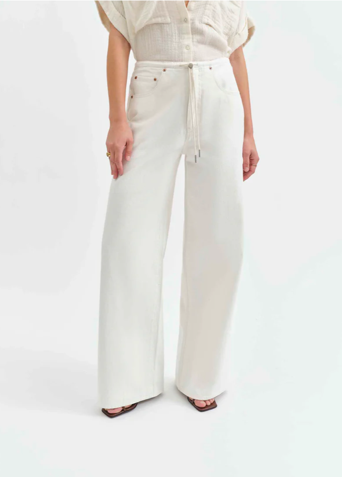 Madison Mid Rise Wide Leg Jean by Daze - Milkshake (Off White