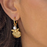 Marlène 18K Gold Non-Tarnish Sea Shell and Star Earring: Yellow Gold